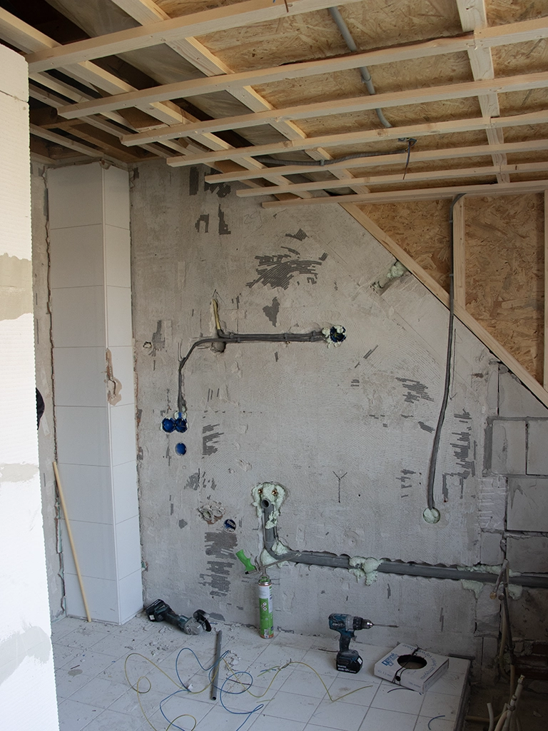 Badkamer dakkapel en toiletmeubel